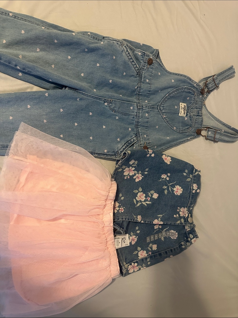 OshKosh B'gosh & Carters Lot. Size 4 & 5